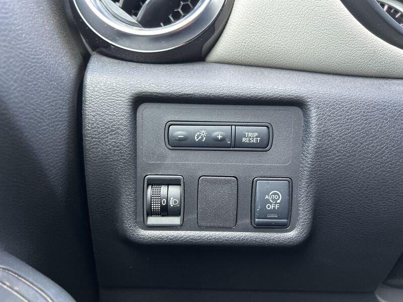 Nissan Micra V 2017 1.0 ig-t Acenta 92cv