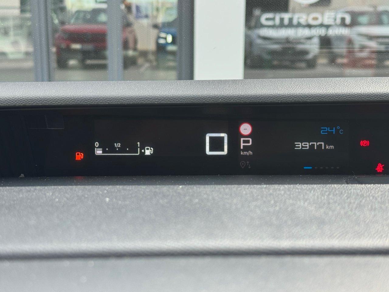 Citroen C3 1.2 hybrid Plus 110 cv edc s6