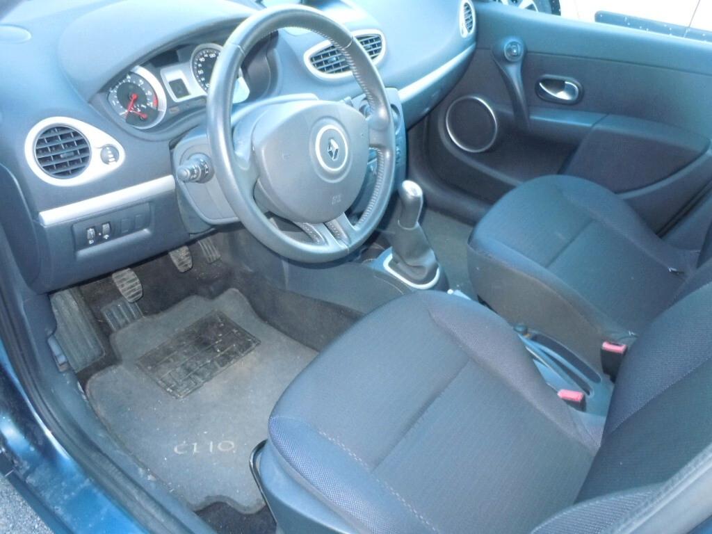 Renault Clio 1.2 5P