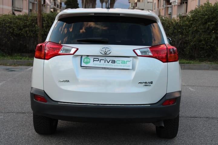 Toyota RAV 4 RAV4 2.2 D-4D 4WD Active