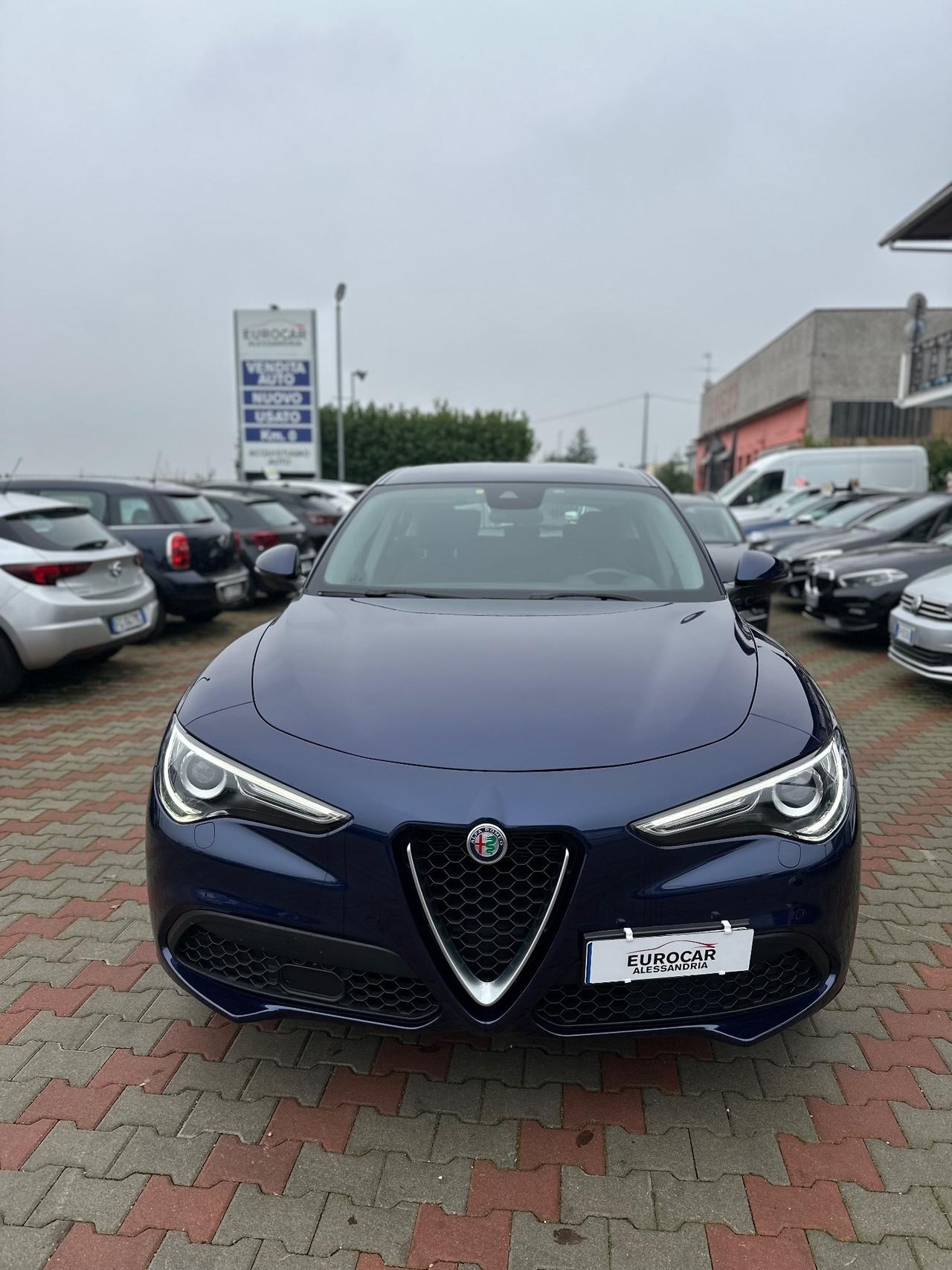 Alfa Romeo Stelvio 2.2 Turbodiesel 160 CV AT8 RWD Business