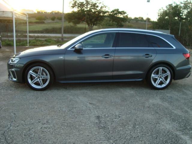 Audi A4 Avant 40 TDI quattro S tronic line edition
