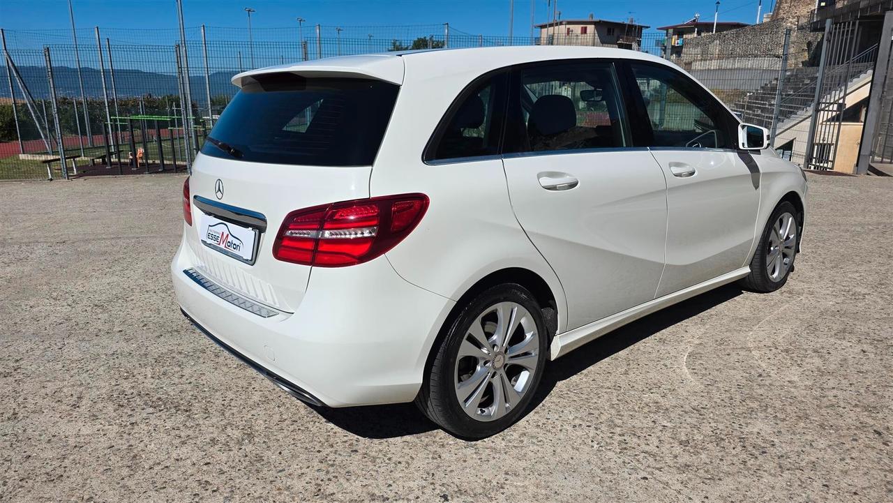 Mercedes-benz B 180 d Premium