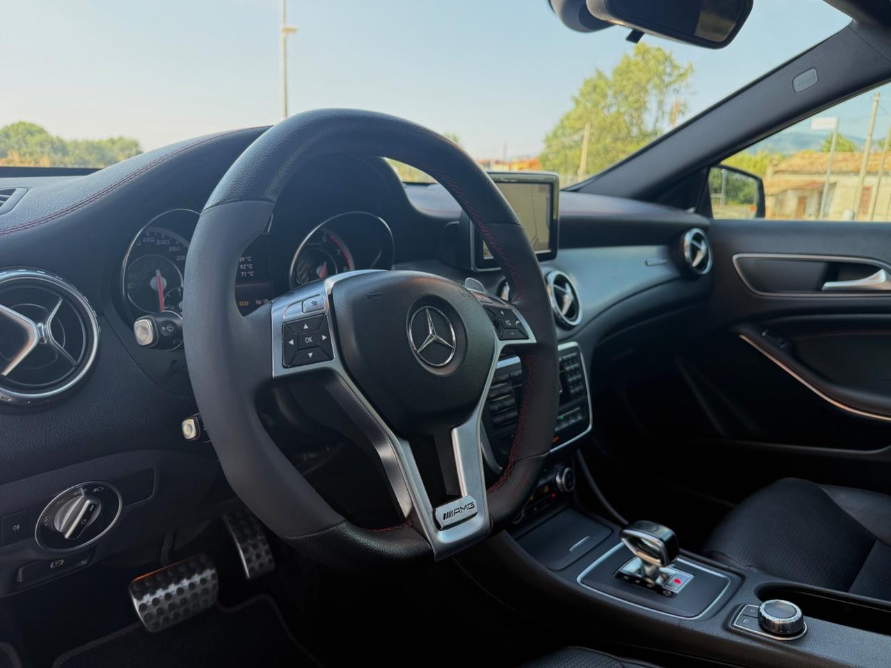Mercedes-benz GLA 45 AMG 4Matic Performance Limited Edition