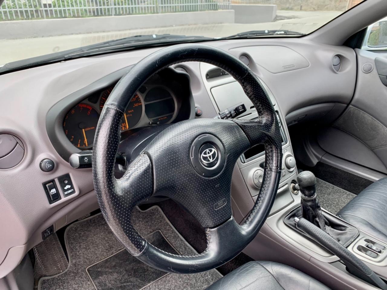 Toyota Celica 1.8 16V VVT-i