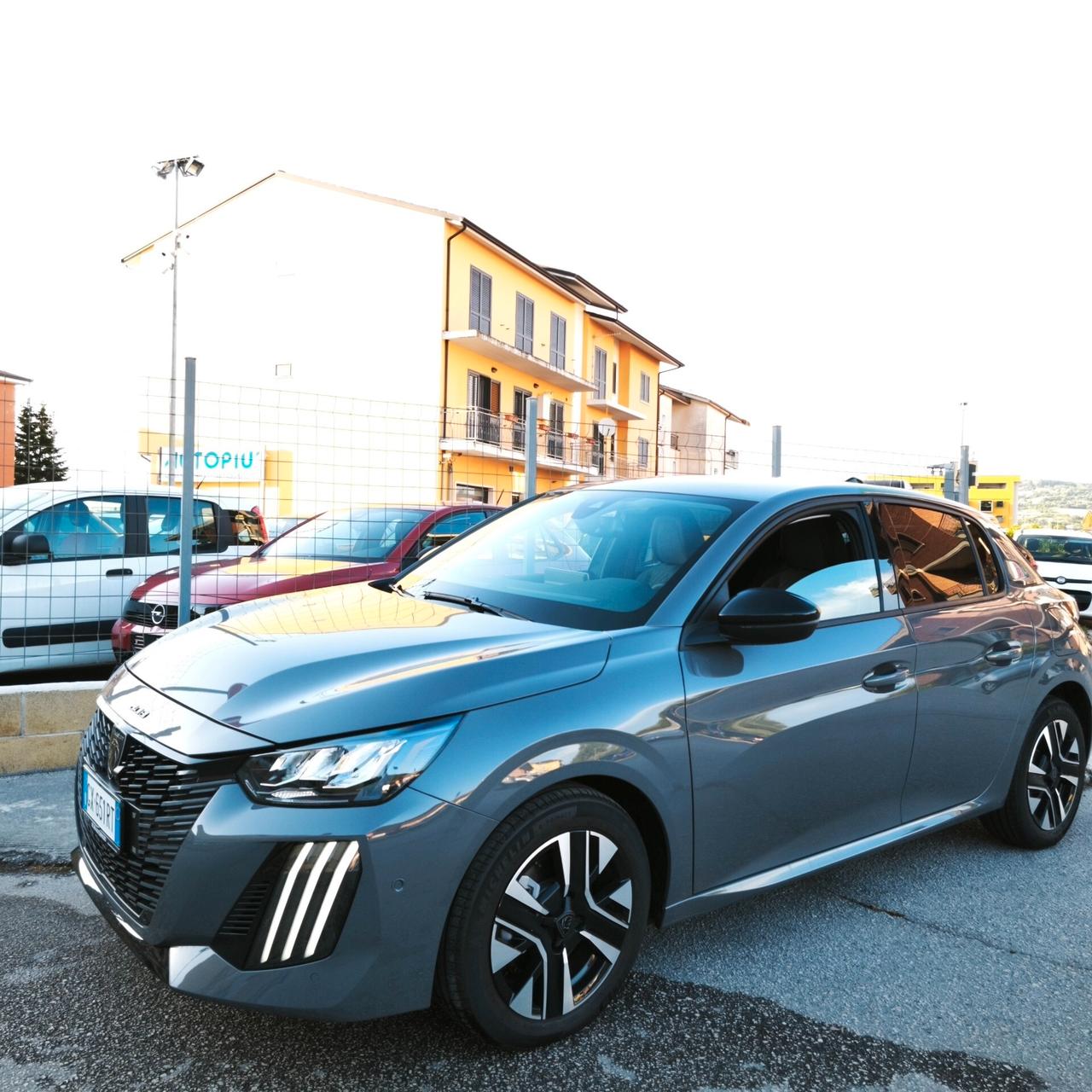 Peugeot 208 100 Stop&Start 5 porte Allure