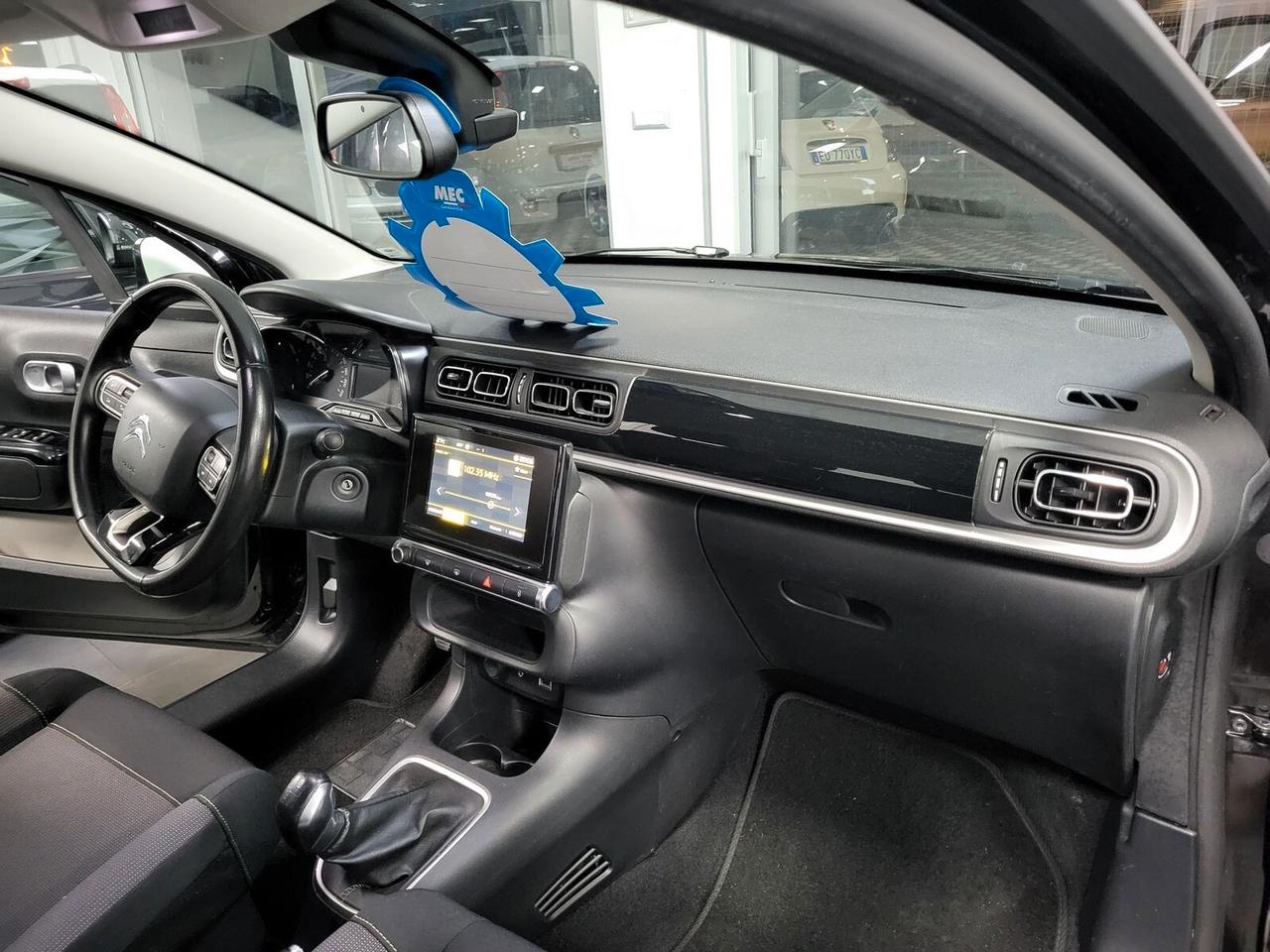 Citroen C3 1.2 110 CV *** SHINE FULL OPTIONALS DOPPIA TELECAMERA