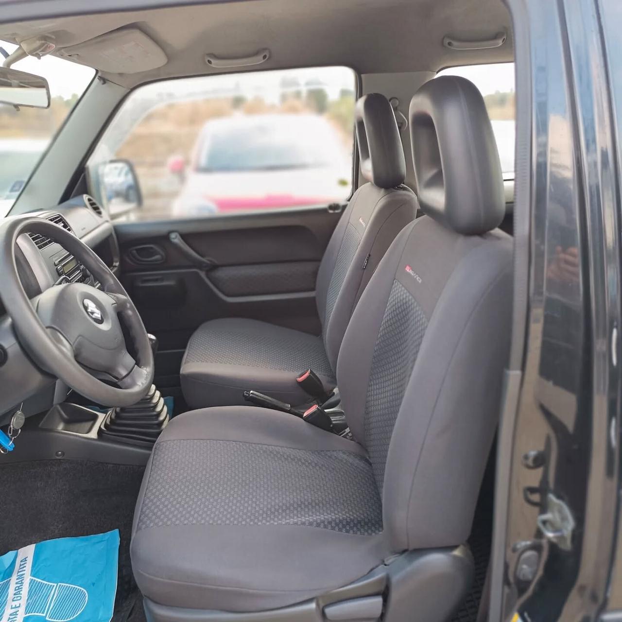 Suzuki Jimny 1.5 DDiS INTROVABILE PARI CARATTERISTICHE