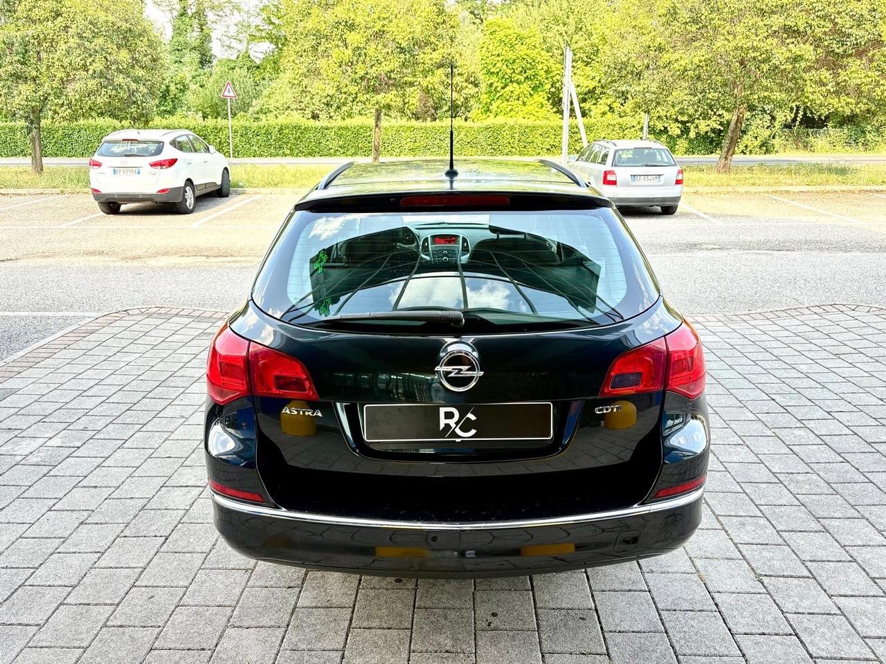 Opel Astra 1.7 CDTI 110CV Sports Tourer Neopatentati