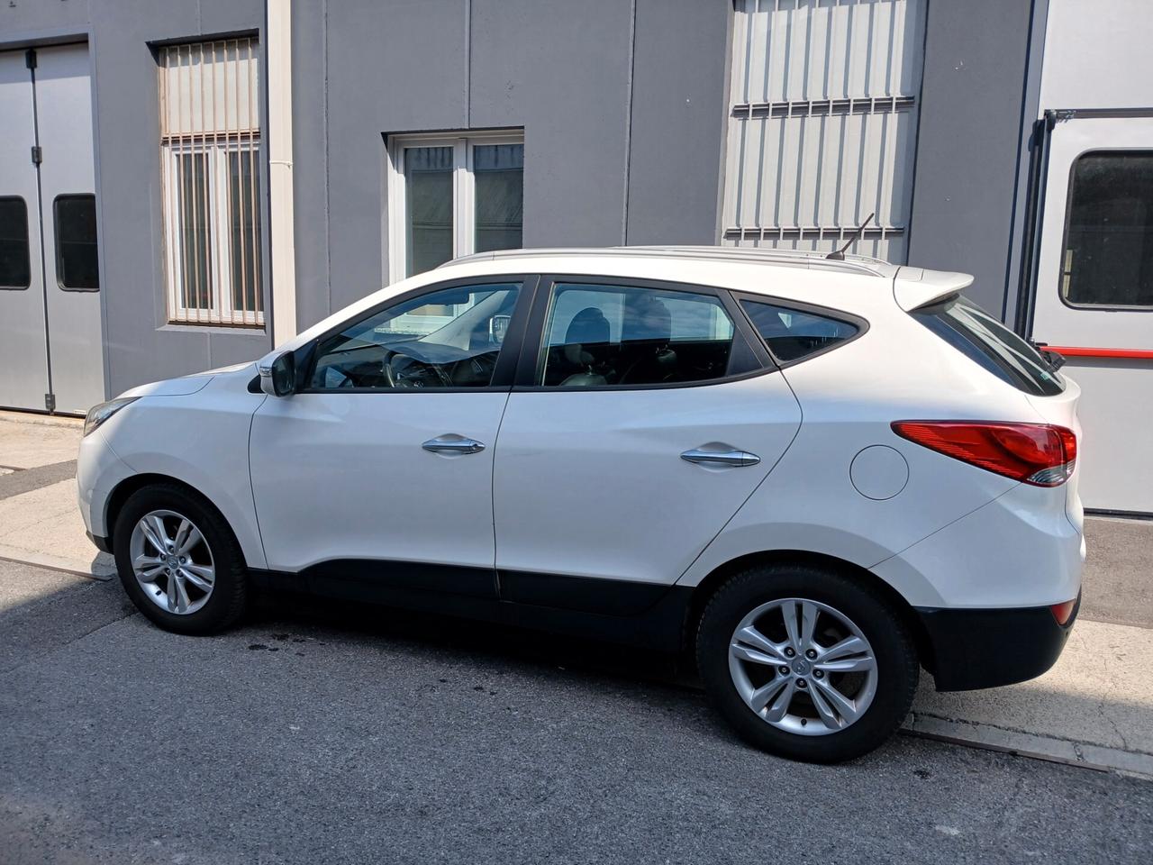 Hyundai iX35 2.0 CRDi 2WD Comfort*EURO5*CERCHI