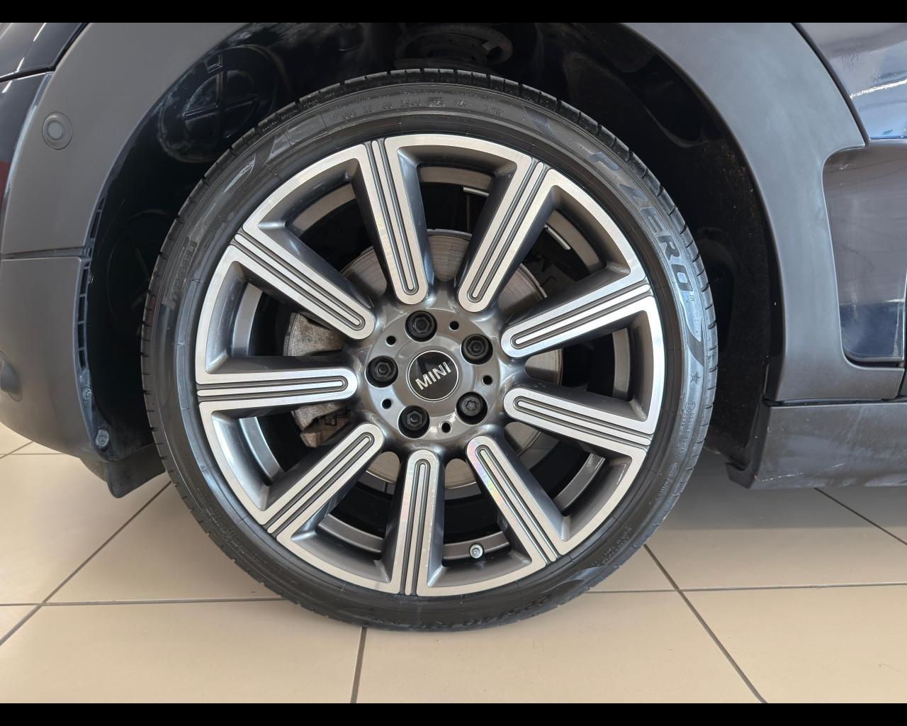 MINI Mini Clubman (F54) - Mini 2.0 Cooper D Mayfair Edition Clubman