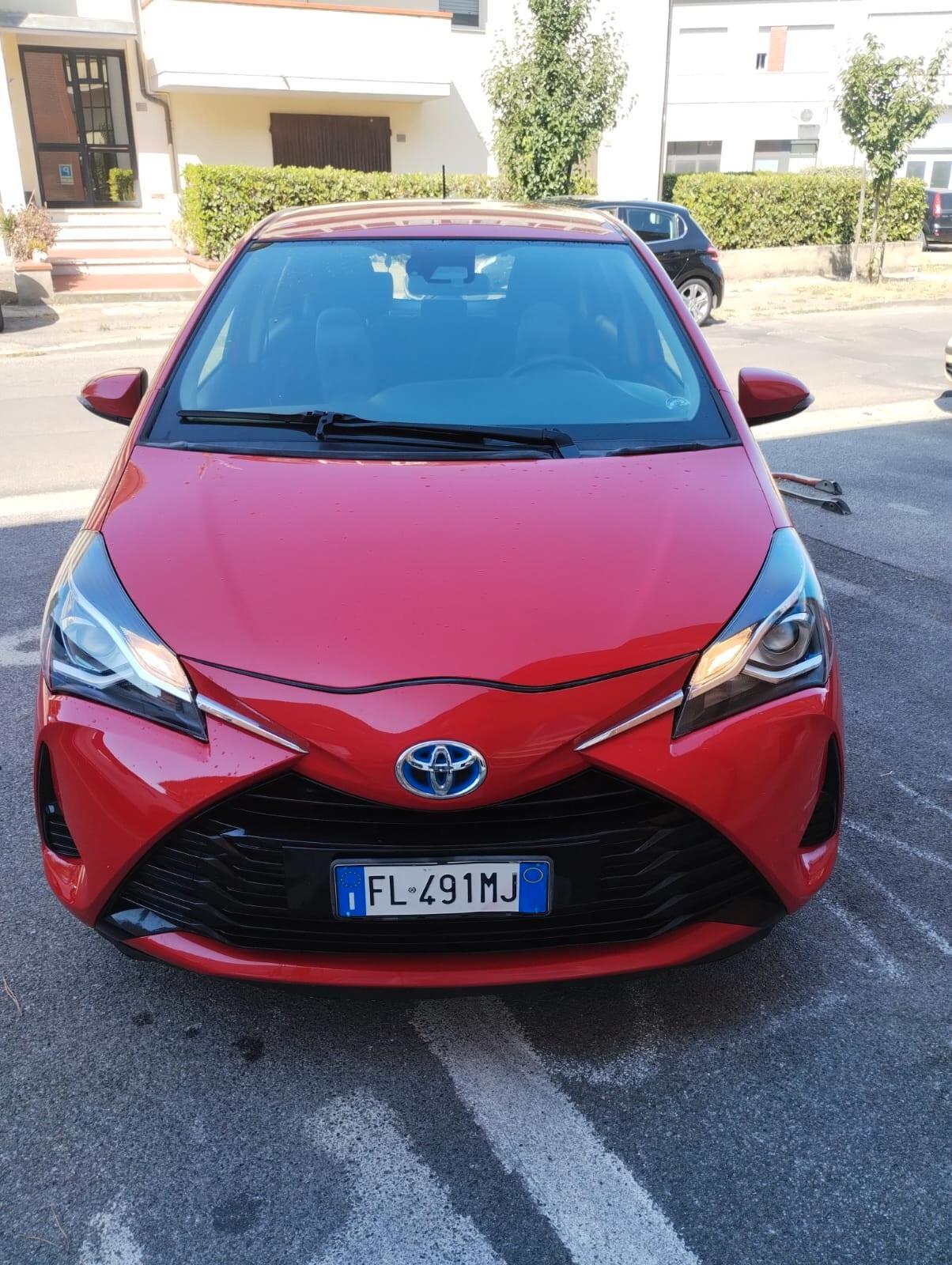 Toyota Yaris 1.5 Hybrid 5 porte Active