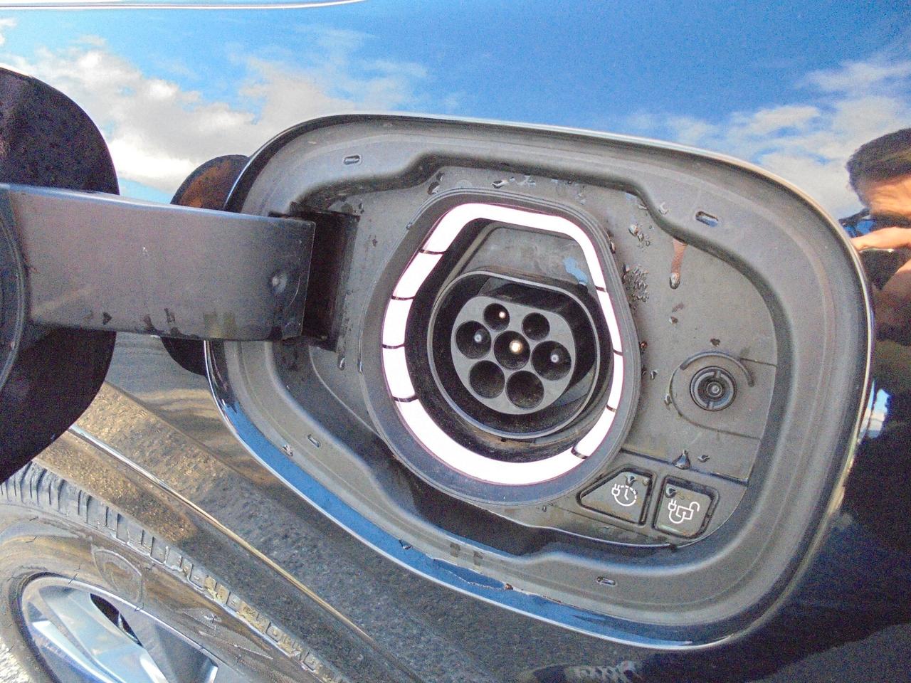 Ford Kuga 2.5 Plug In Hybrid 225 CV CVT 2WD ST-Line X