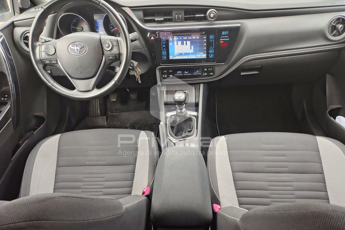 TOYOTA Auris 1.6 D-4D Lounge