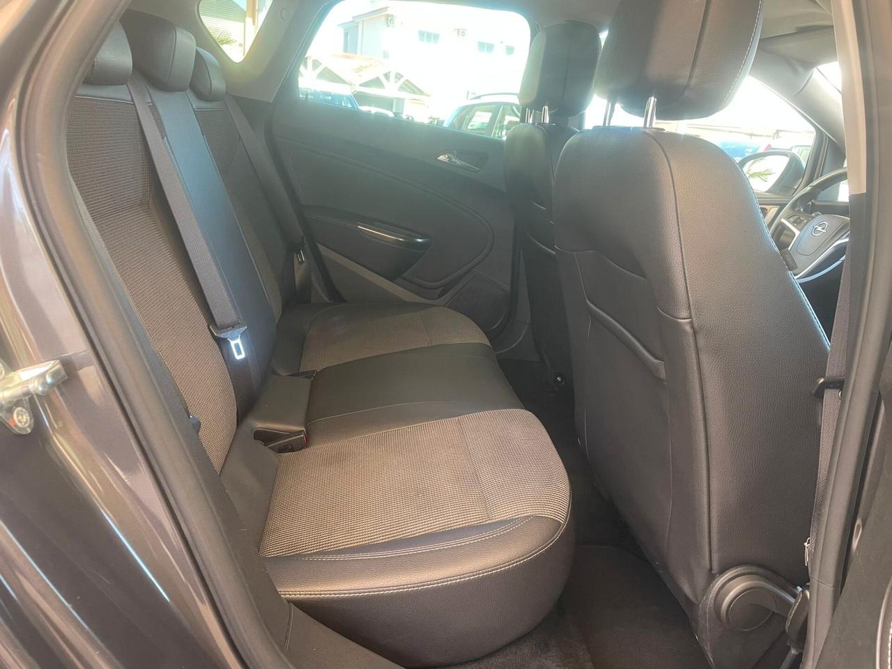 Opel Astra 1.4 Turbo 140CV 5 porte GPL Tech Cosmo