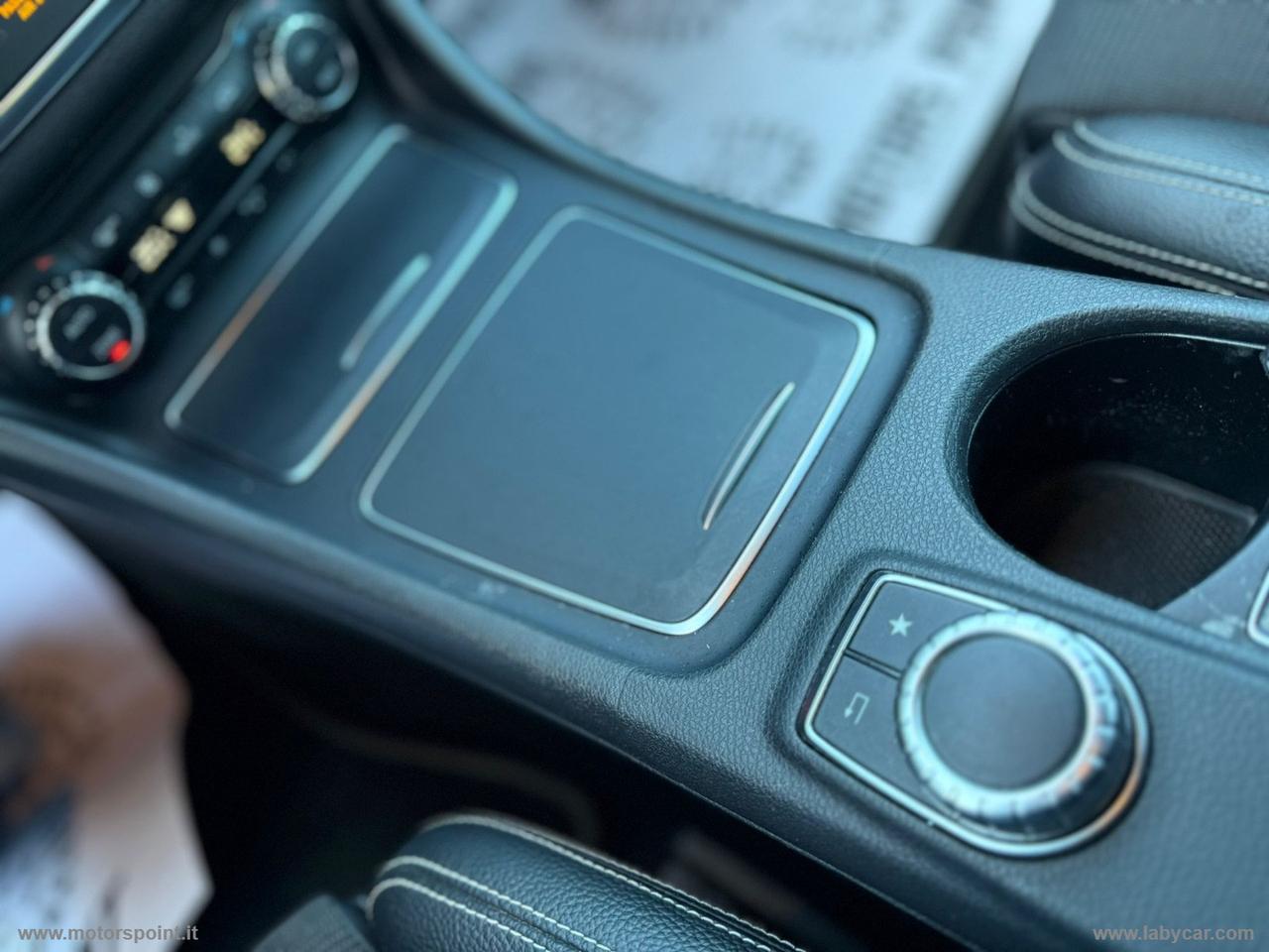 MERCEDES-BENZ GLA 200 d Automatic Premium