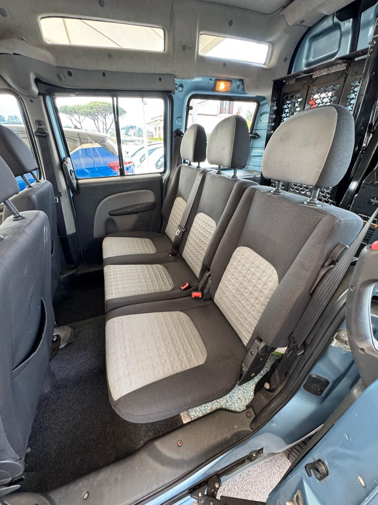 Fiat Doblò 1.9MJ 120CV trasporto disabili pedana idraulica