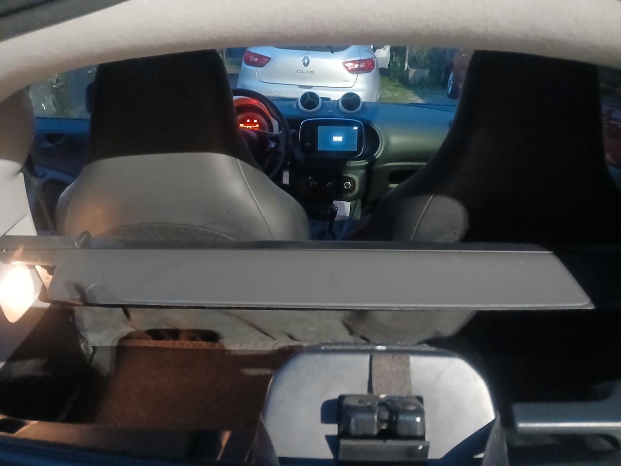 Smart ForTwo 70 1.0 Passion ***AUTOMATICA NAVIGATORE**IDONEA NEOPATENTATI