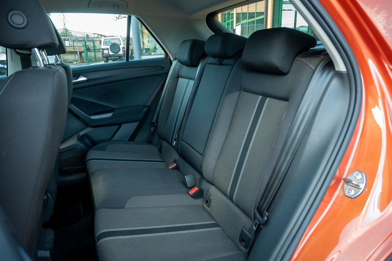 Volkswagen T-Roc 2.0 TDI 4mot MANUALE - GANCIO