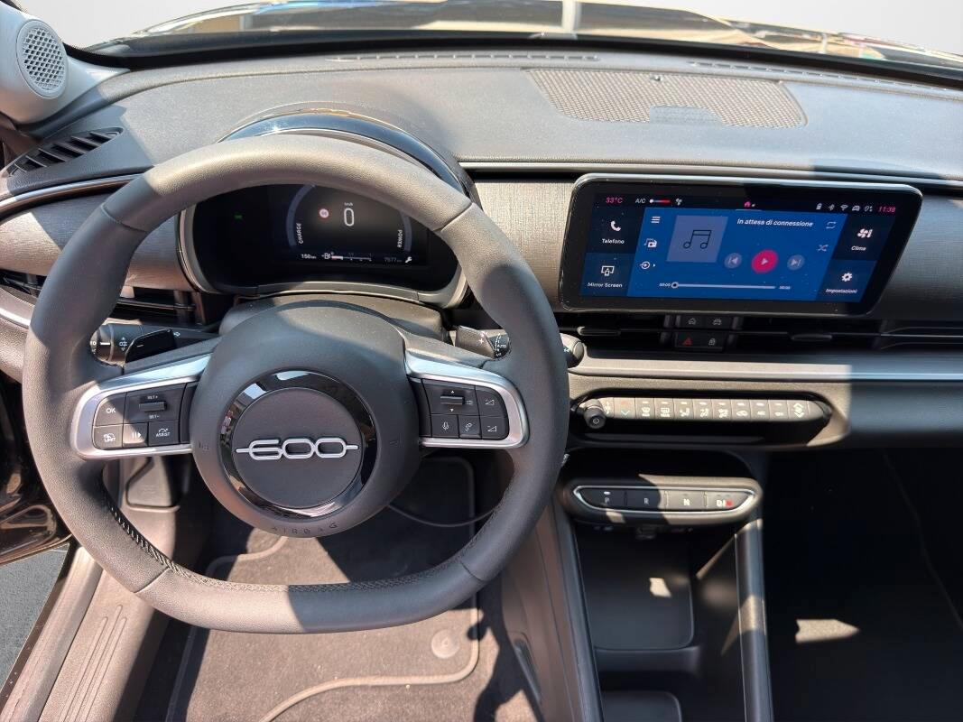 Fiat 600 1.2 hybrid Business 110cv auto