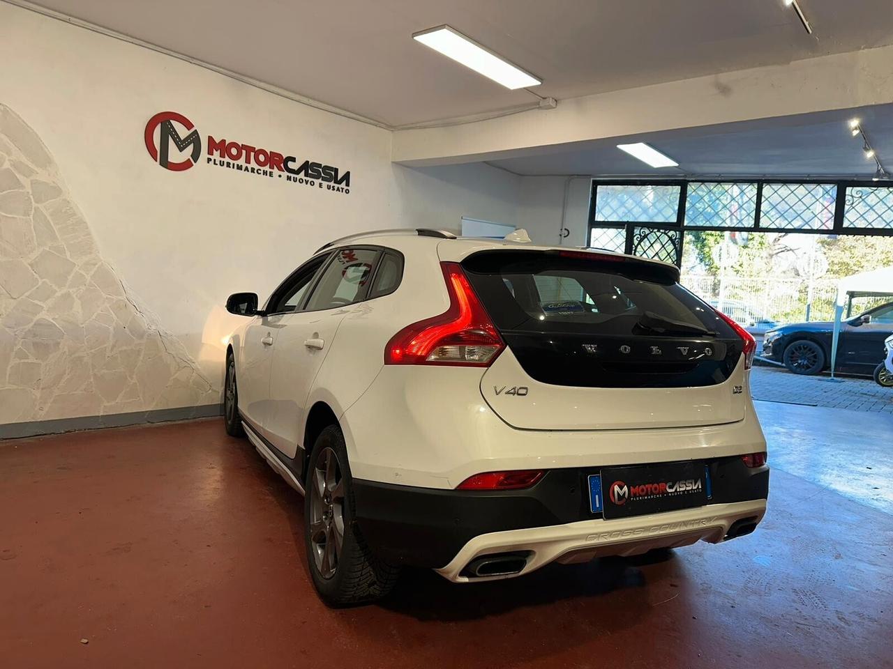 Volvo V40 Cross Country D2 1.6 Summum