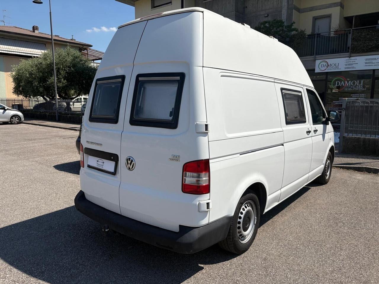 VOLKSWAGEN TRANSPORTER 2.0 TDi 4MOTION CAMPERIZZAT