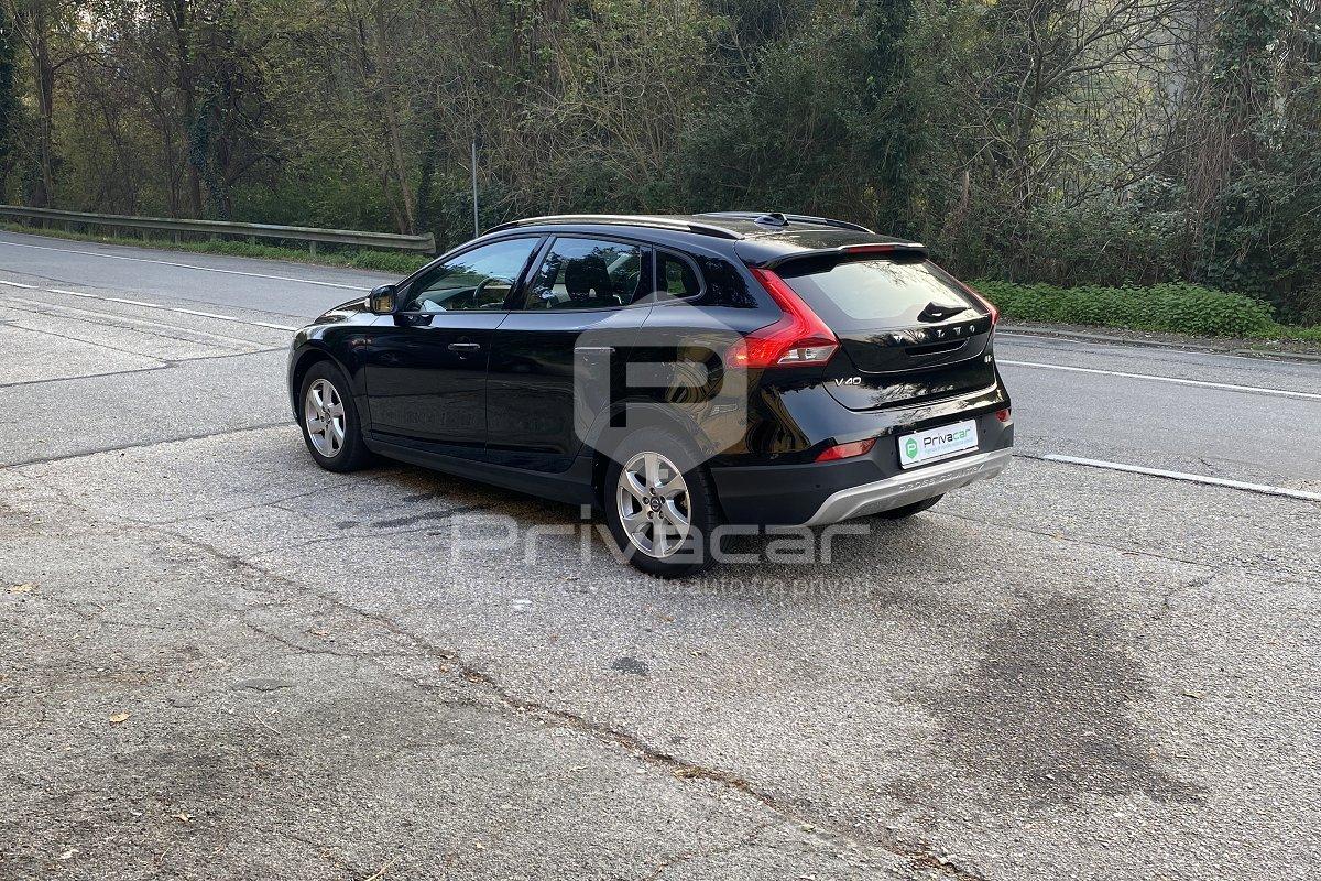 VOLVO V40 Cross Country D2 1.6 Business