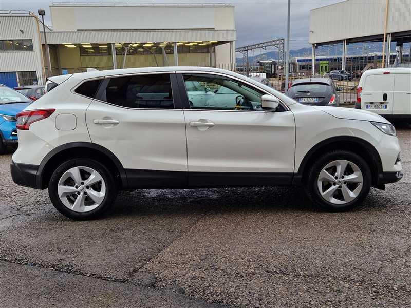 NISSAN QASHQAI 1.5 dCi 110 Business