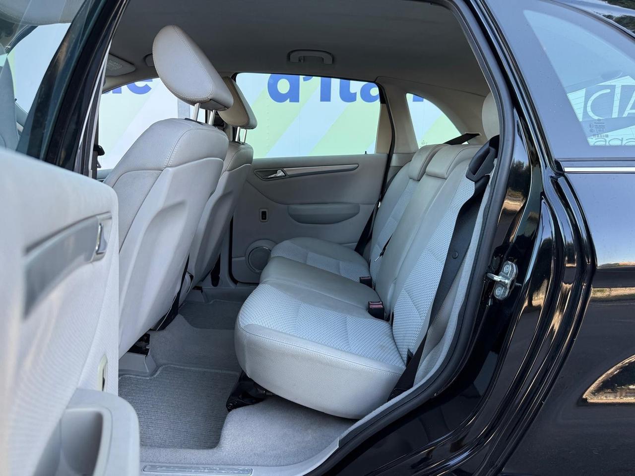 Mercedes-benz B 180 CDI Premium 109cv in perfette condizioni