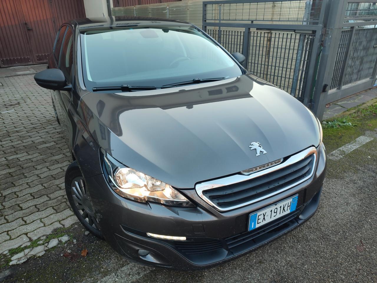 PEUGEOT 308 DEL 2014 TURBO BENZINA EURO6B 8GOMME