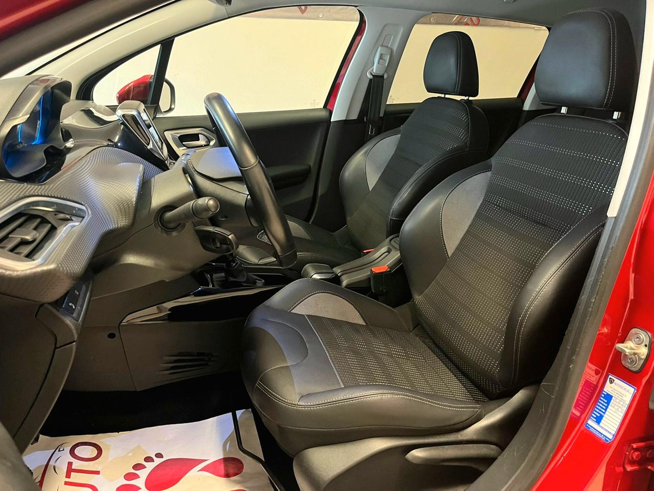 Peugeot 2008 1.5 HDi Allure Pack