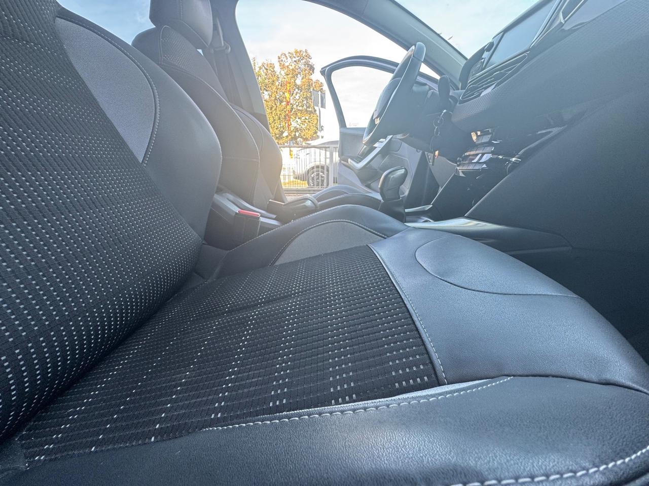 Peugeot 2008 PureTech 82 Access