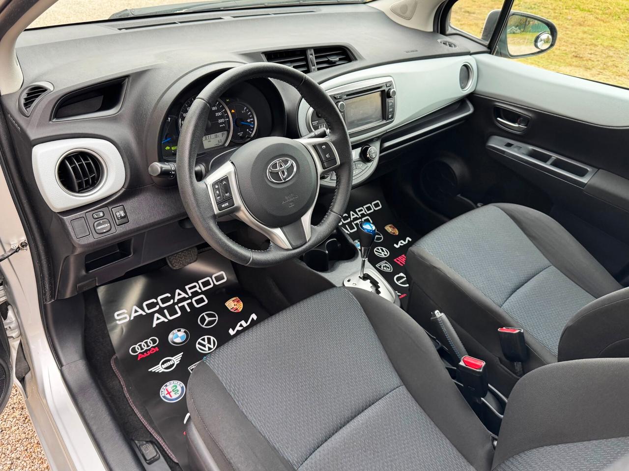 Toyota Yaris 5p 1.5h Hybrid 74cv Lounge+ | UNICO PROPRIETARIO