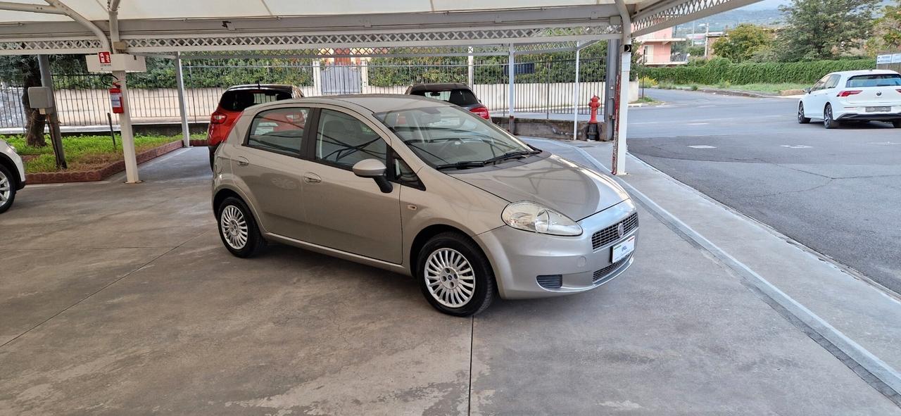 Fiat Grande Punto 1.3 Mjt 75cv 5 porte Dynamic