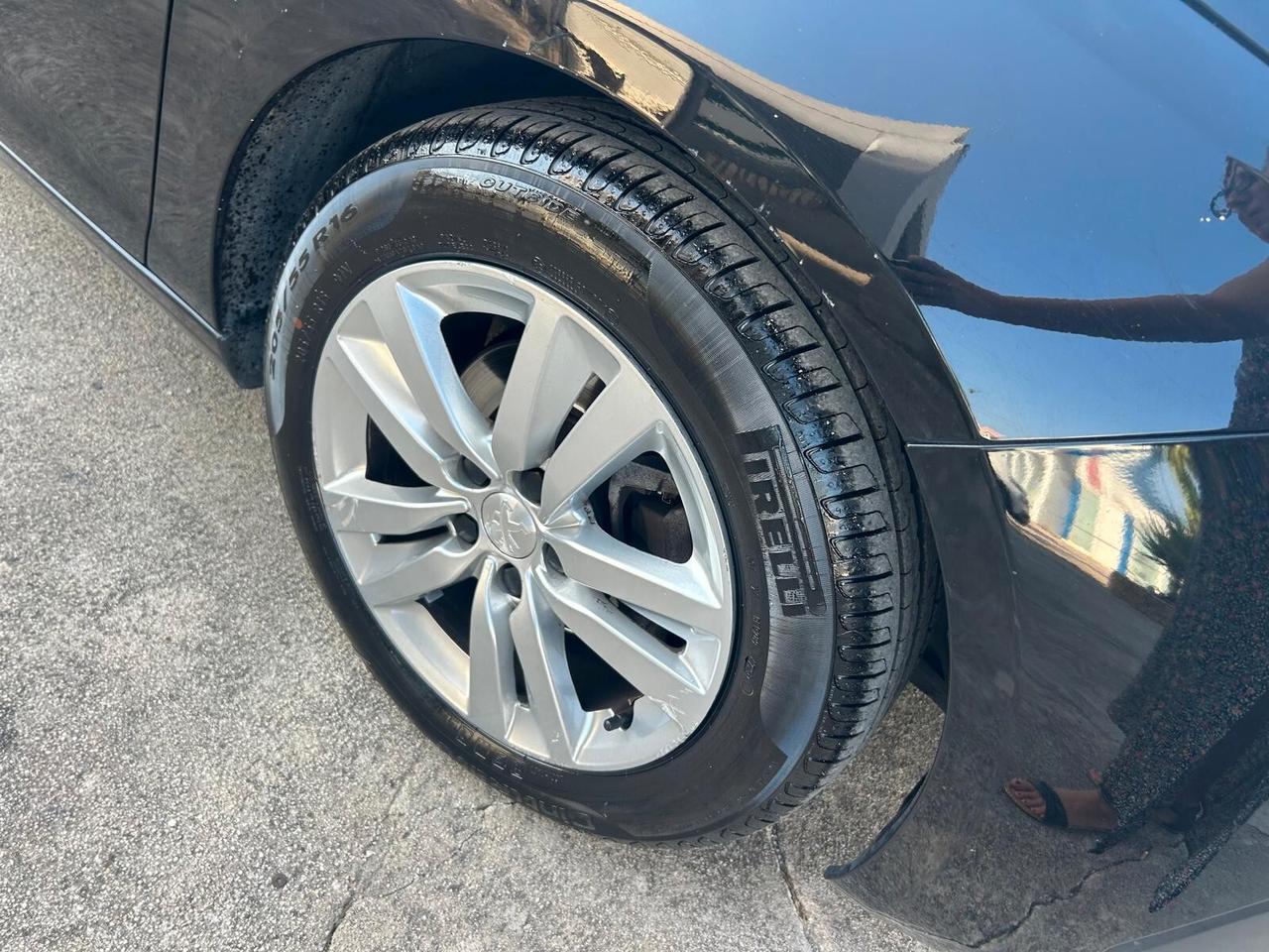 Peugeot 308 1.5 BlueHDi 130cv SW Business