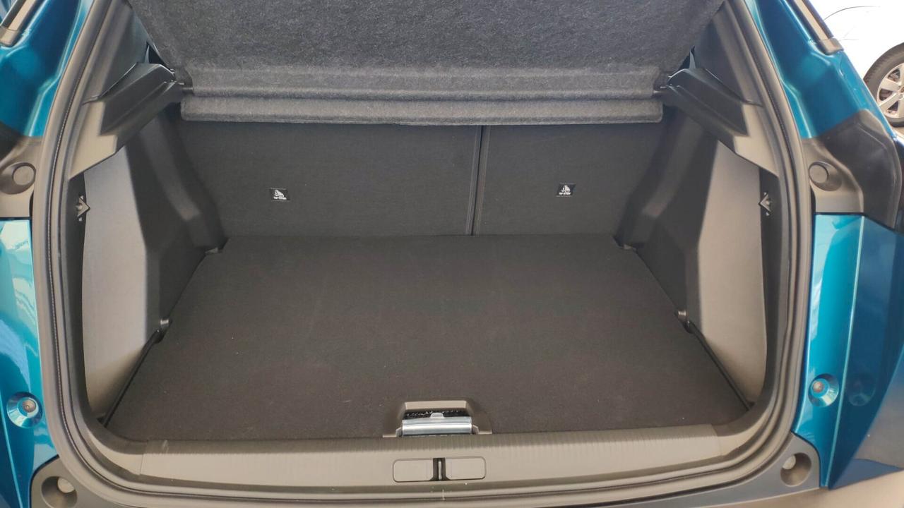 Peugeot 2008 PureTech 100 S&S Allure KM 0