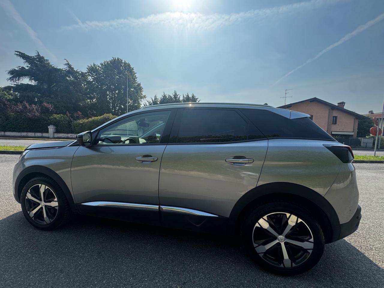Peugeot 3008 BlueHDi 120 S&S Business