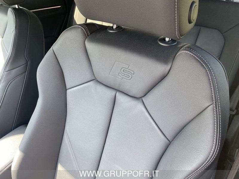 Audi Q3 SPB 35 TDI S tronic Identity Black
