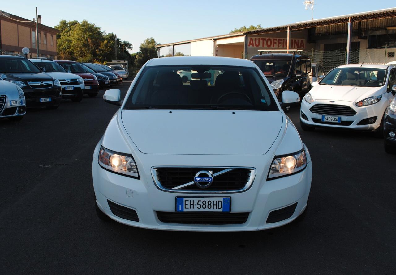Volvo V50 D4 R-design 1.6d 114 cv