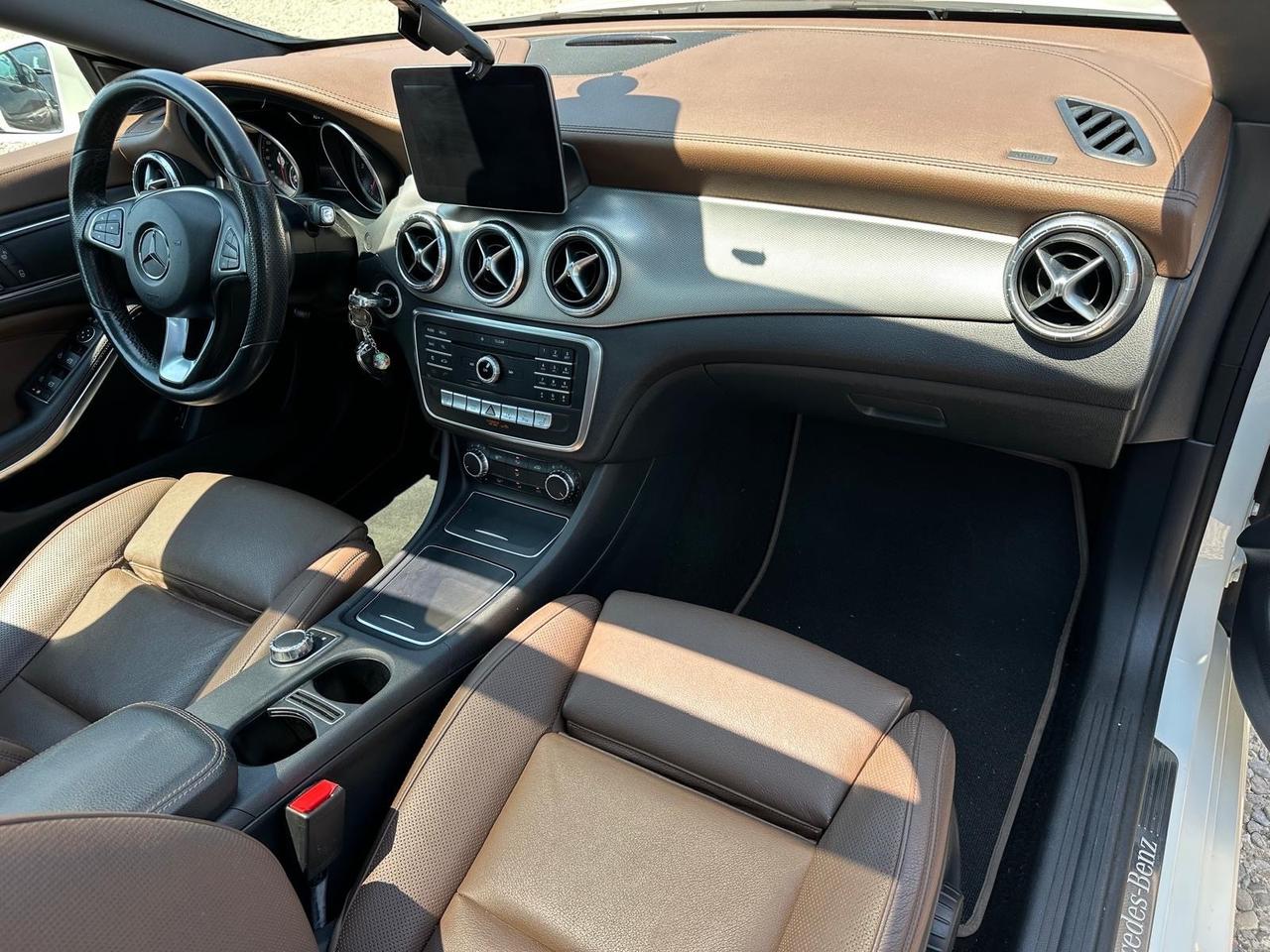 Mercedes-benz CLA 200 d Automatic Premium AMG