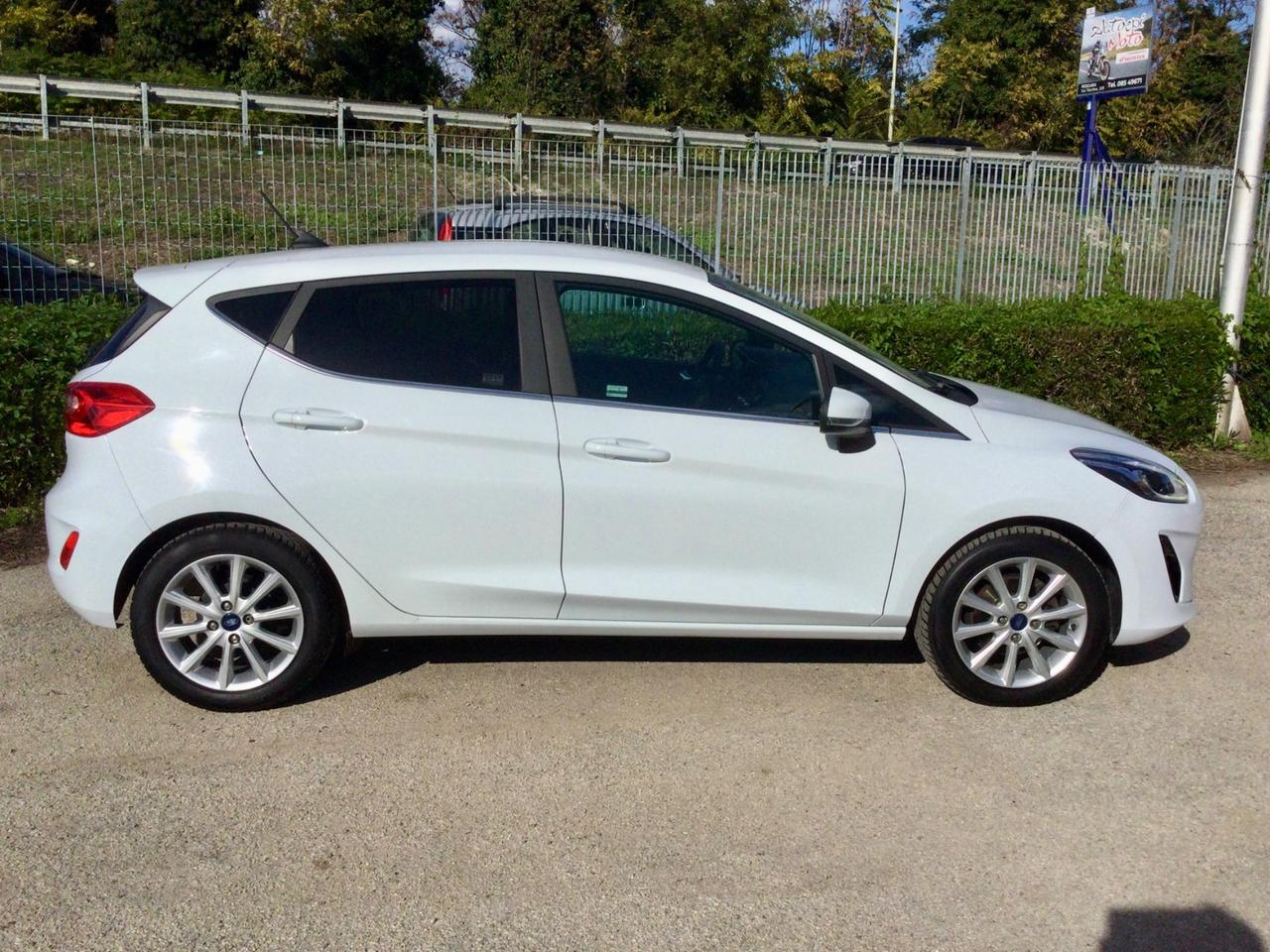 Ford Fiesta 1.5 EcoBlue TDCi 86 Cv 5 porte Titanium