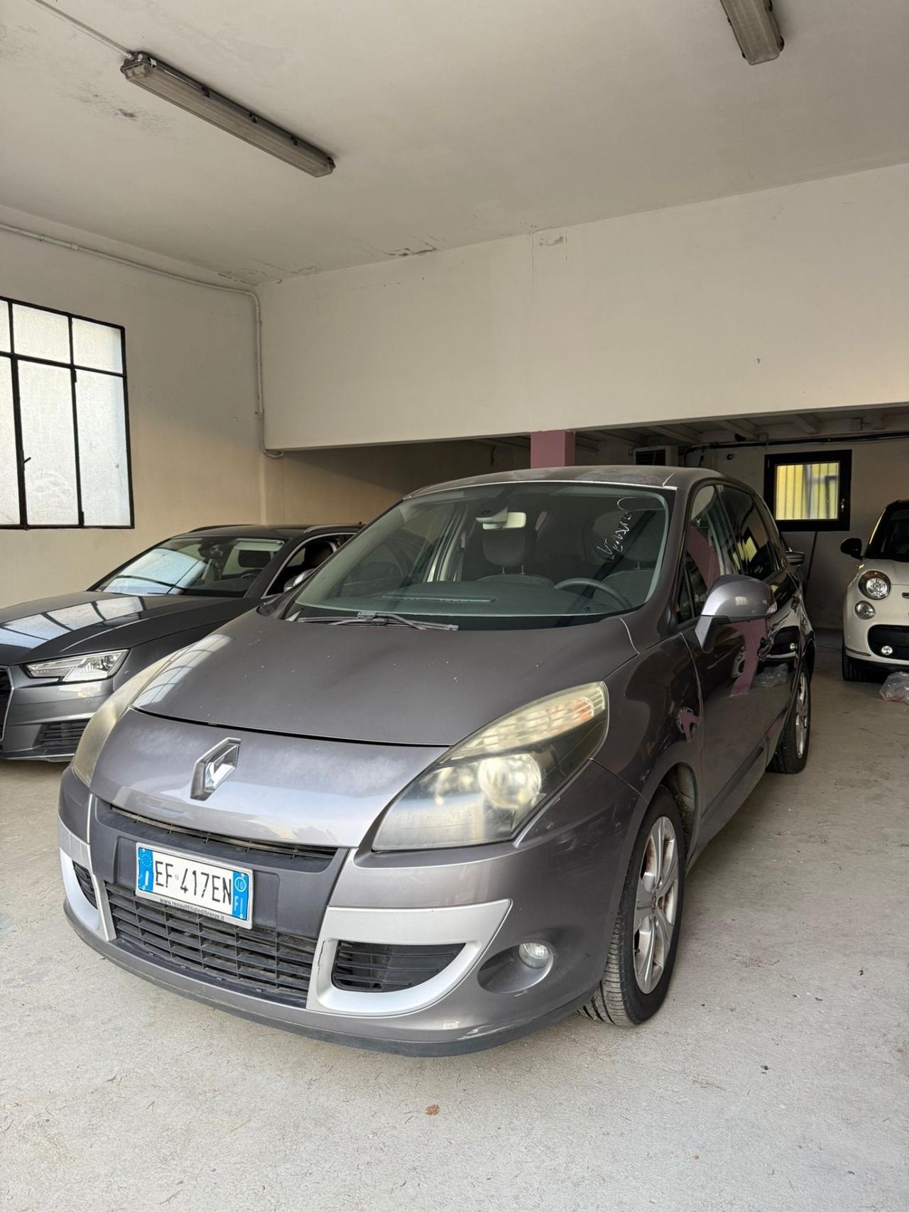 Renault Scenic Scénic X-Mod 1.9 dCi 130CV Luxe