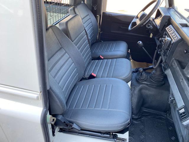 LAND ROVER Defender 90 2.5 Td5 3 posti