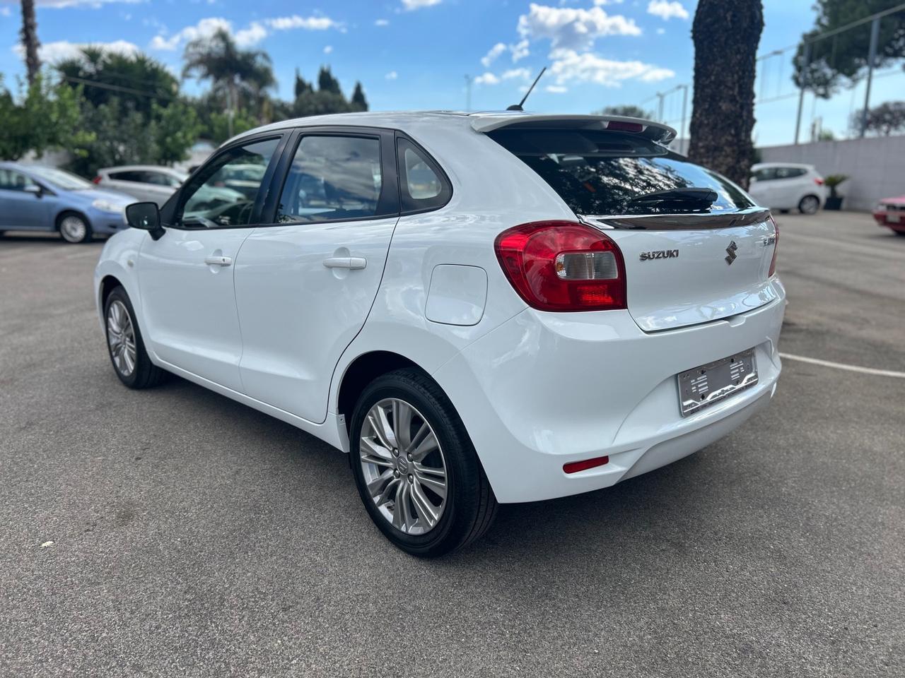Suzuki Baleno 1.2 Dualjet Top