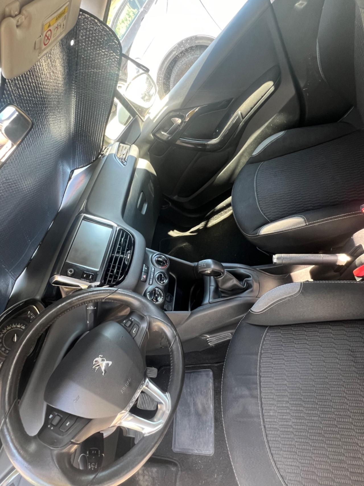 Peugeot 208 BlueHDi 75 5 porte Active