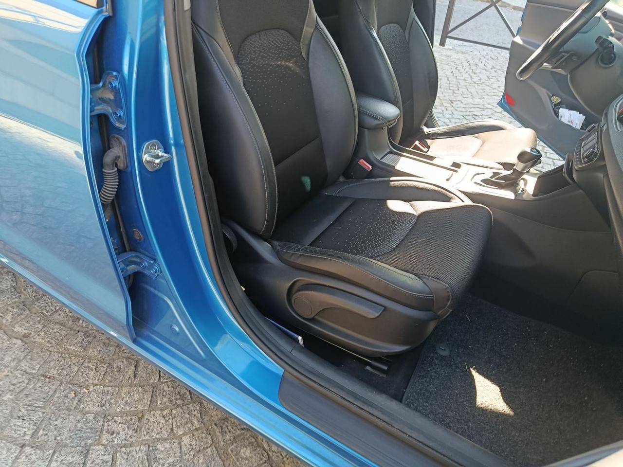 Hyundai i30 Fastback 1.4 T-GDI #10231