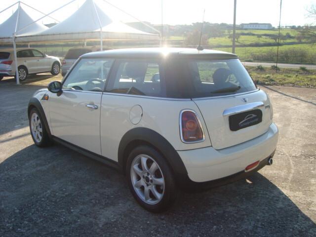 Mini COOPER 1.6 DIESEL ''adatta per neopatentati''