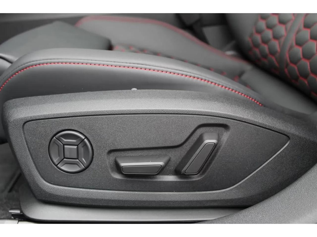 Audi RS3 Sportback 2.5TFSI/TETTO/HEAD-UP DISPLAY/SONOS/PELLE TOTALE/RETROCAMERA