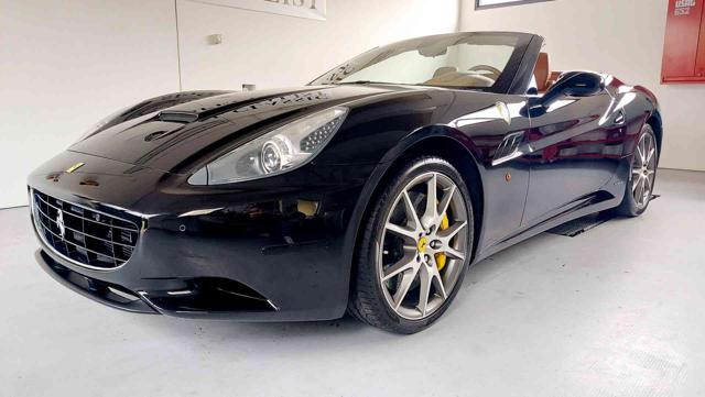 FERRARI California 13000km pari al nuovo IVA esposta