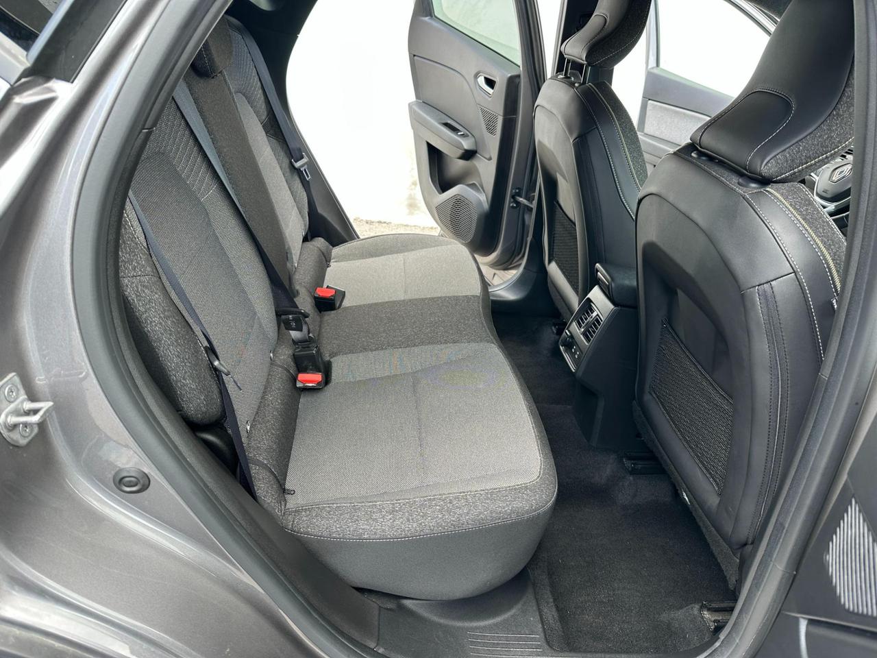 Renault Captur 1.0 tce Techno 90cv